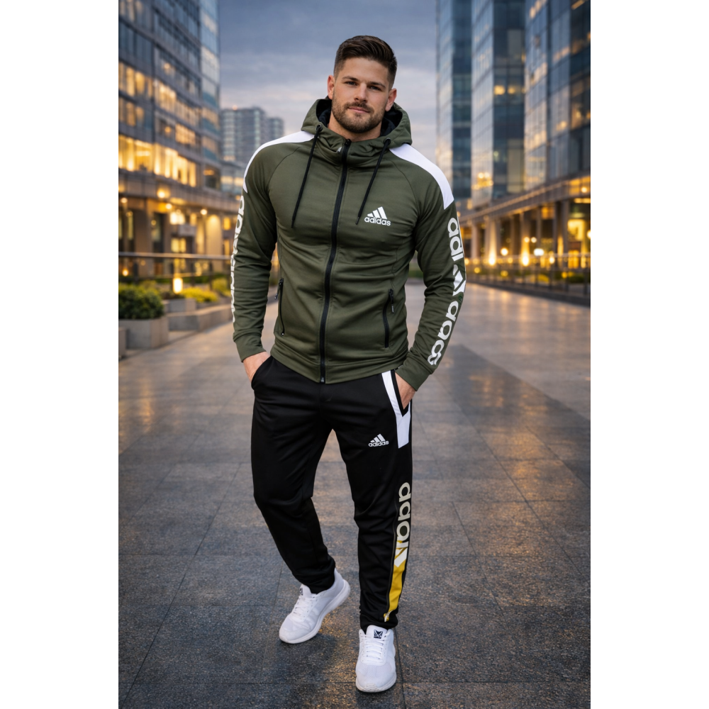 Спортивний Костюм Adidas З Капюшоном